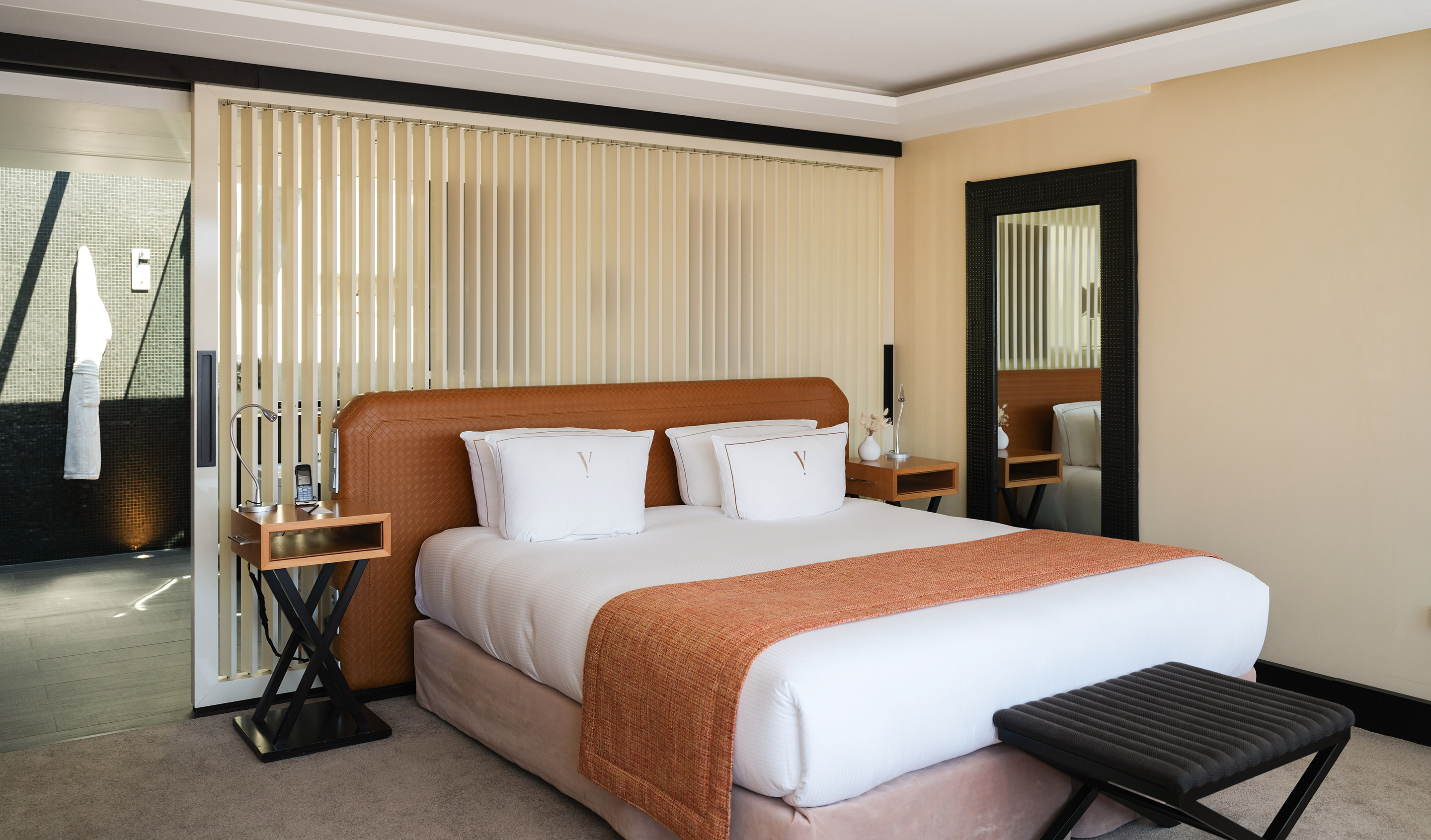 G 10 Five Seas Hotel Cannes