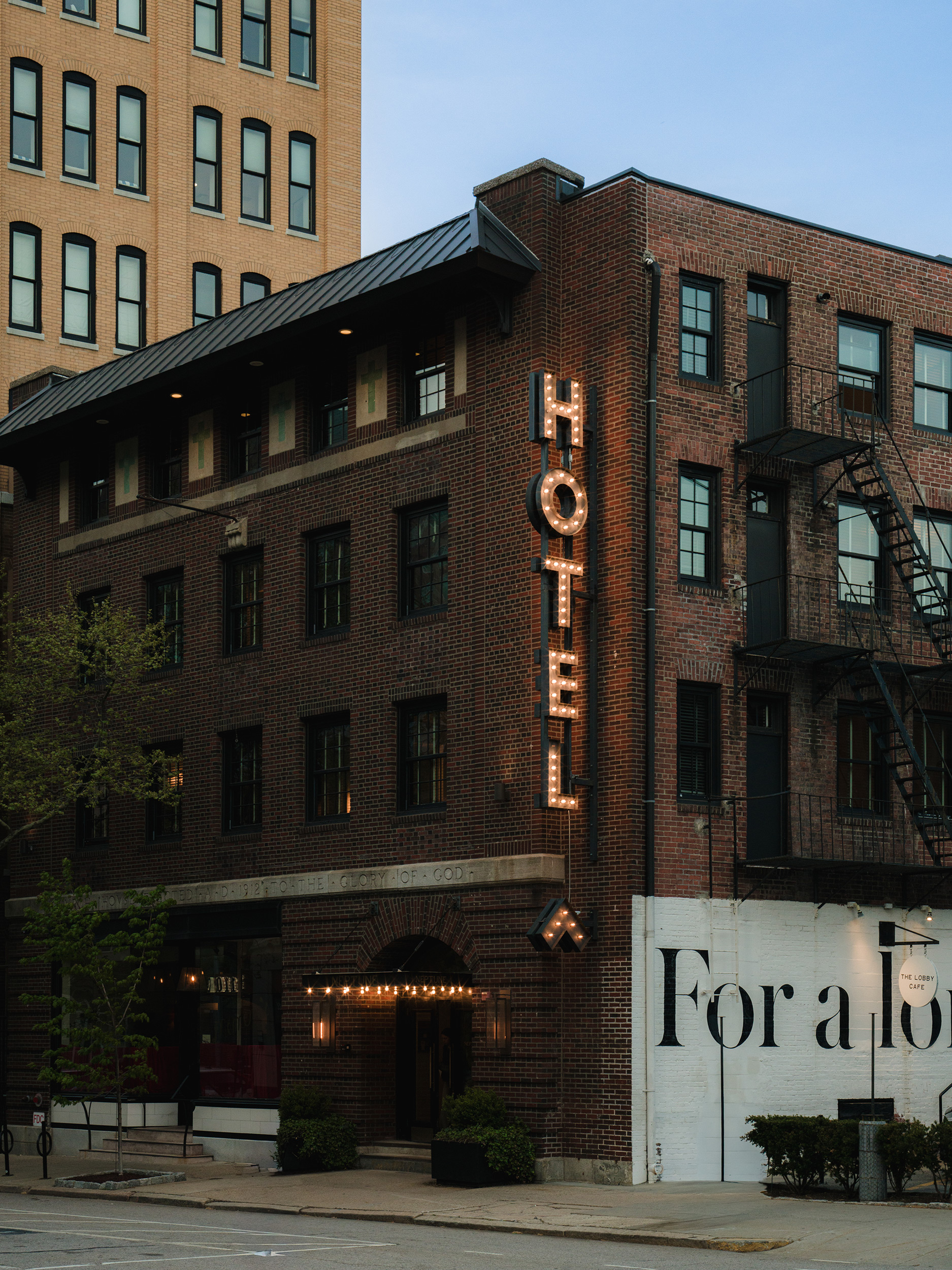 G 04 Hotel Neptune Providence Usa