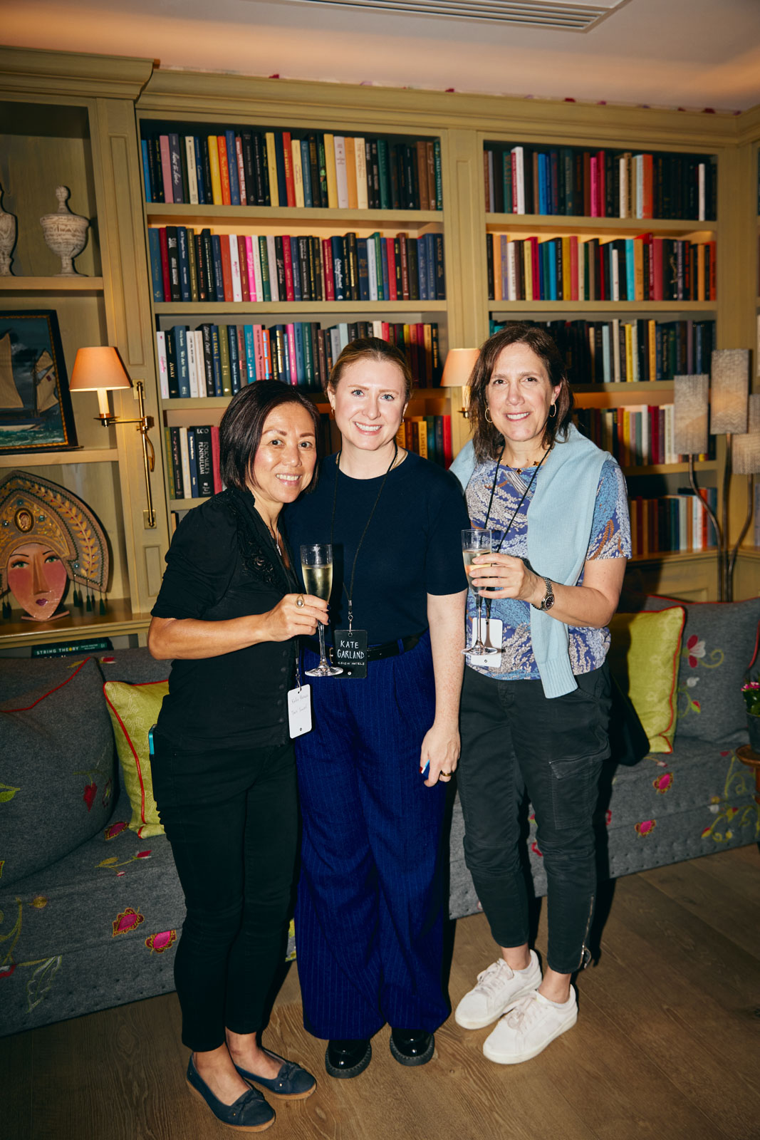 DH24 SALES Newyork SE CE Travelpro 19