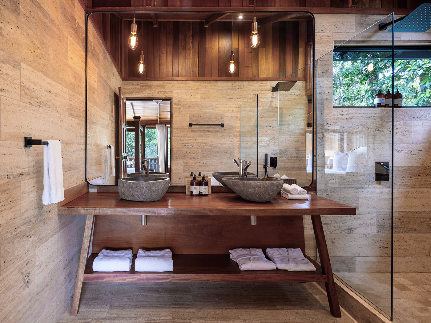 Hotel Belmar Canopy Room R 05