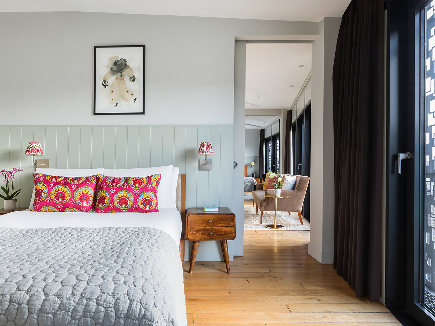 Town Hall Hotel Deluxe Two Bedroom Suite R 01