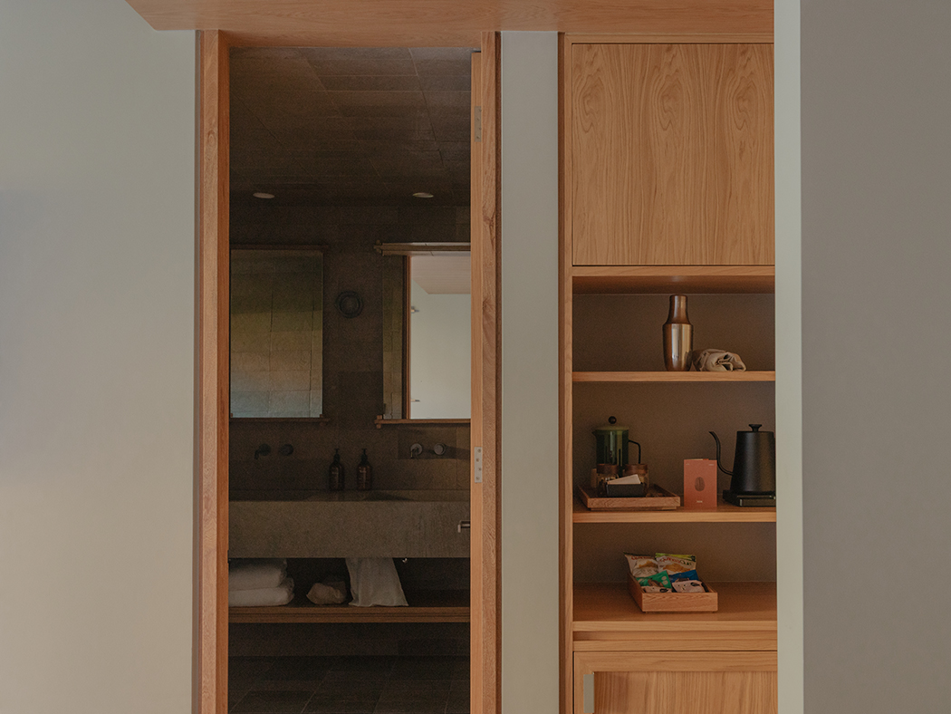 Wake Medellin Premier Suite Twin R V2 07