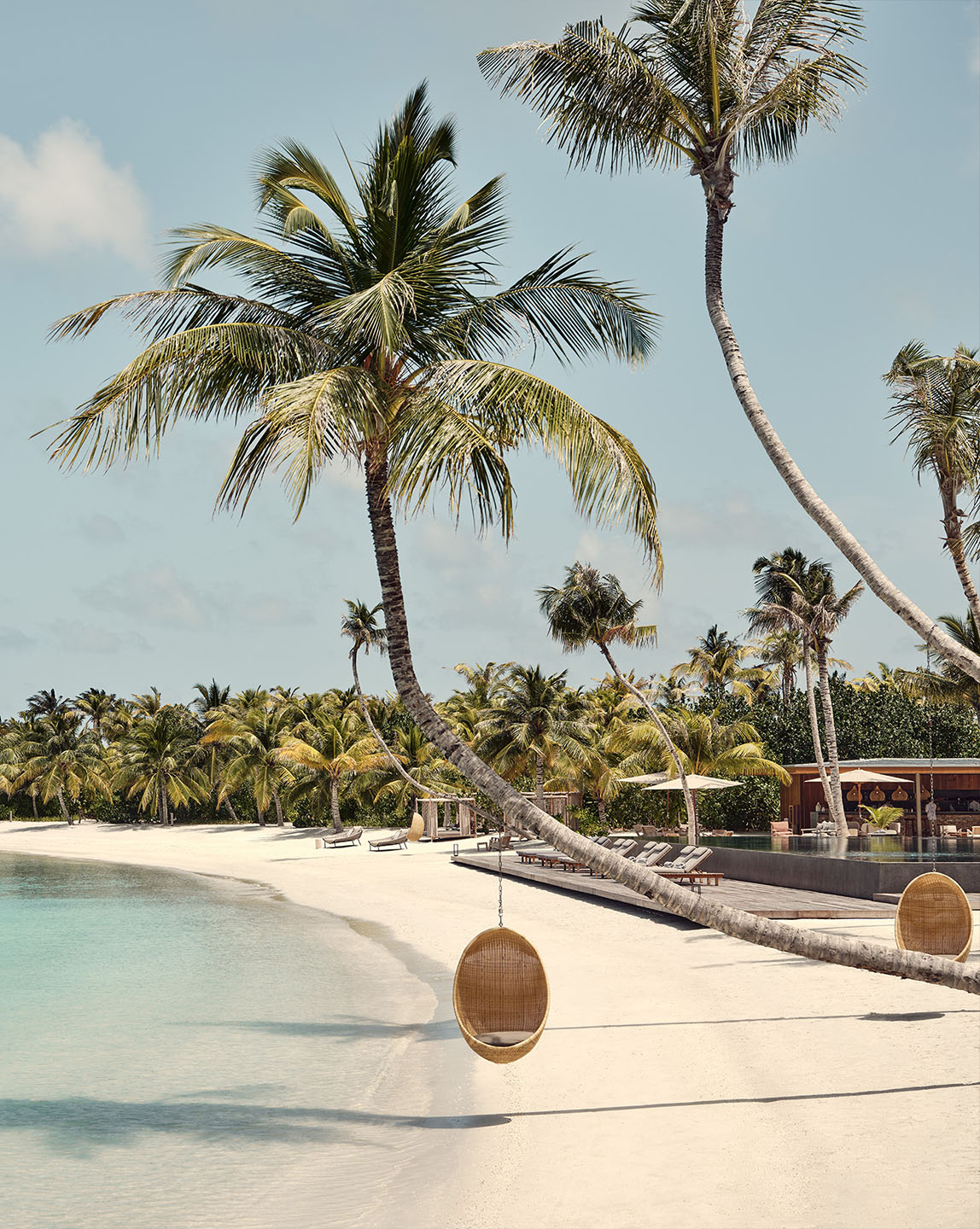 Patina Maldives, Fari Islands