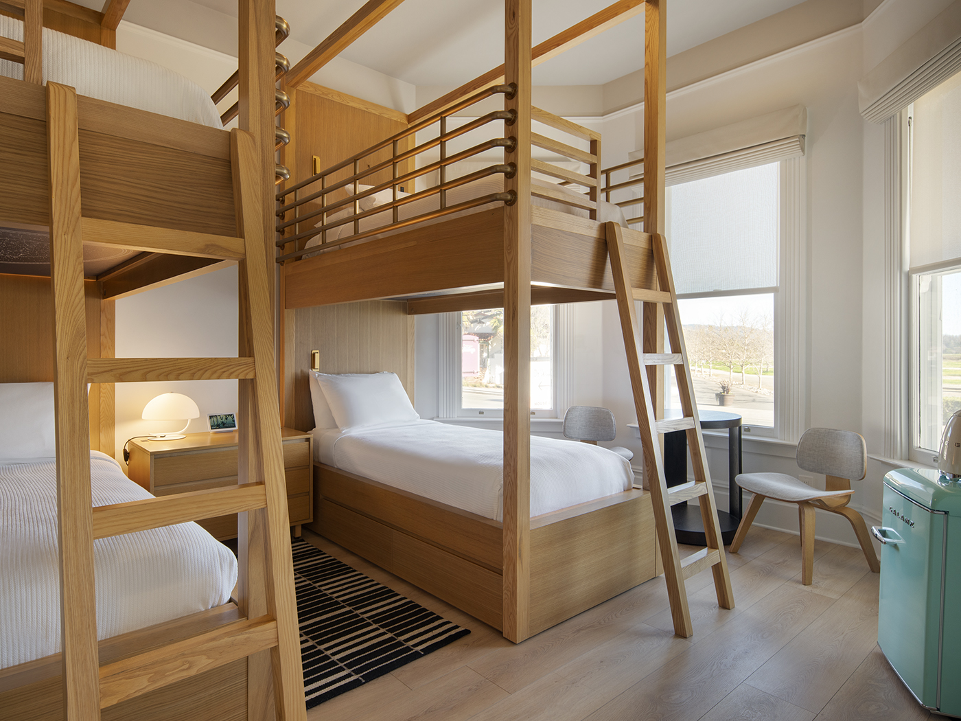 Dr Wilkinsons Family Room 2 Twin Bunk V2 R 01