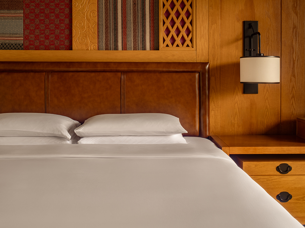 Jinmao Mountain Executive Suite R 03