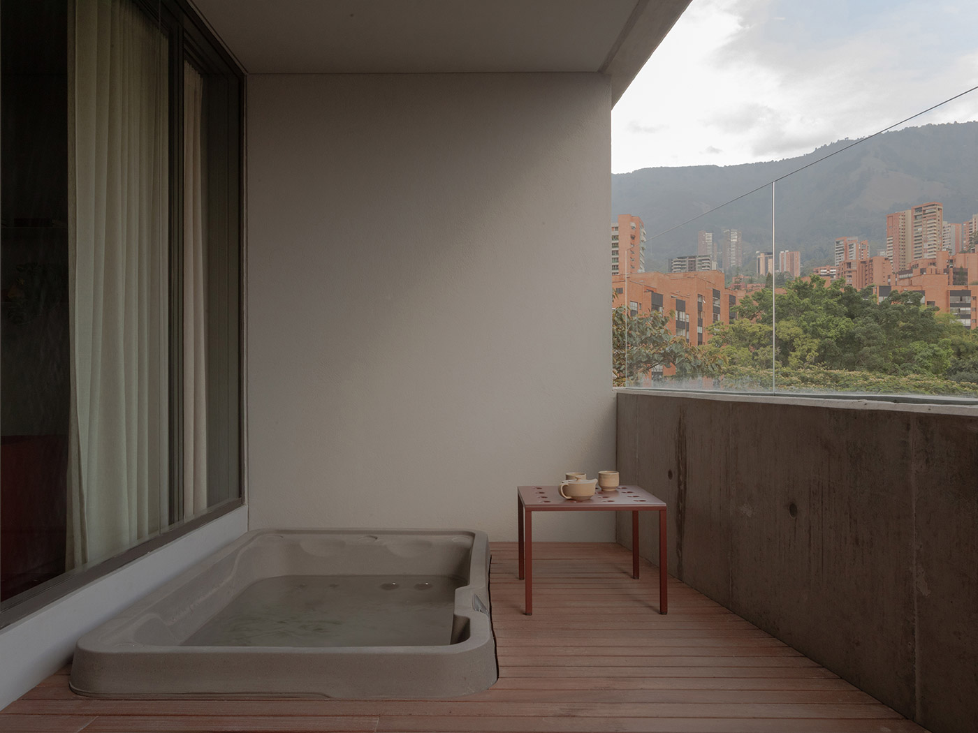 Wake Medellin Lounge 1 Bedroom Residence R 07