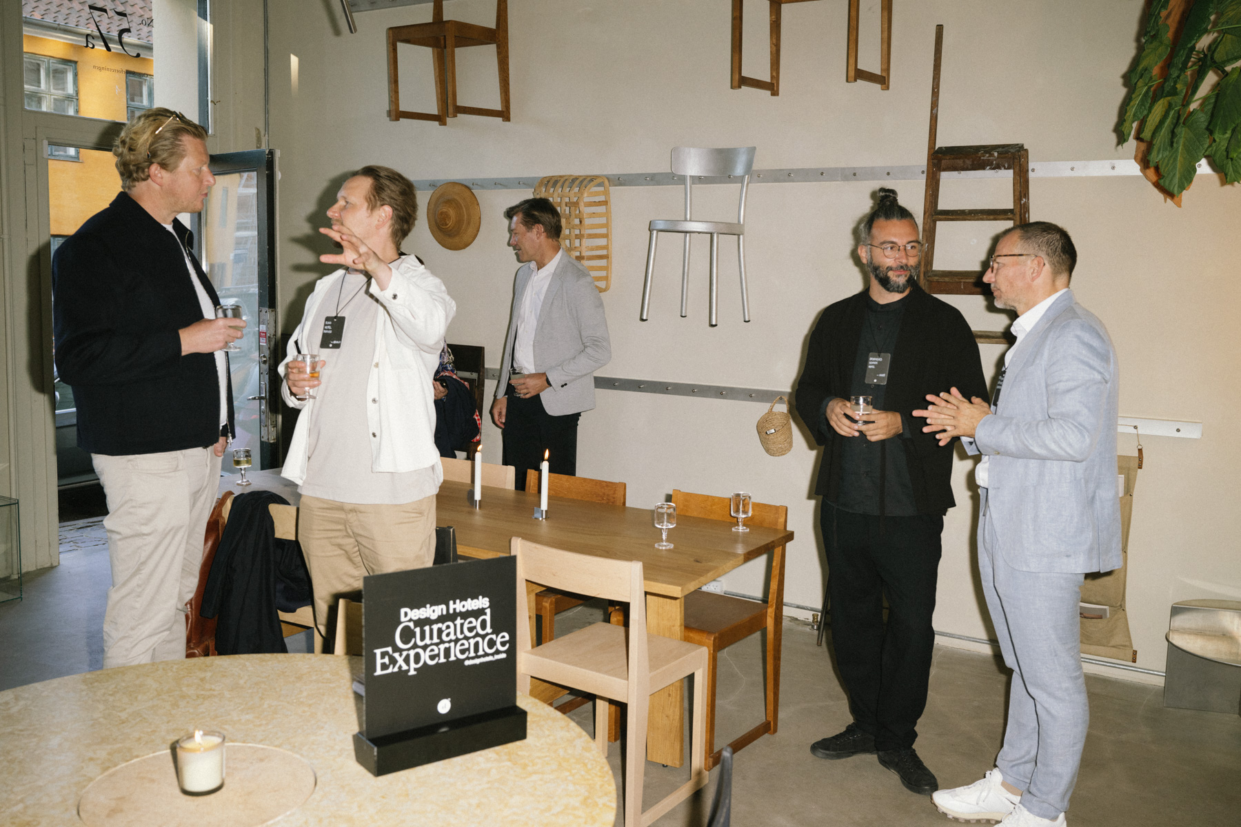 DH24 SALES CE Copenhagen Travelpro 09