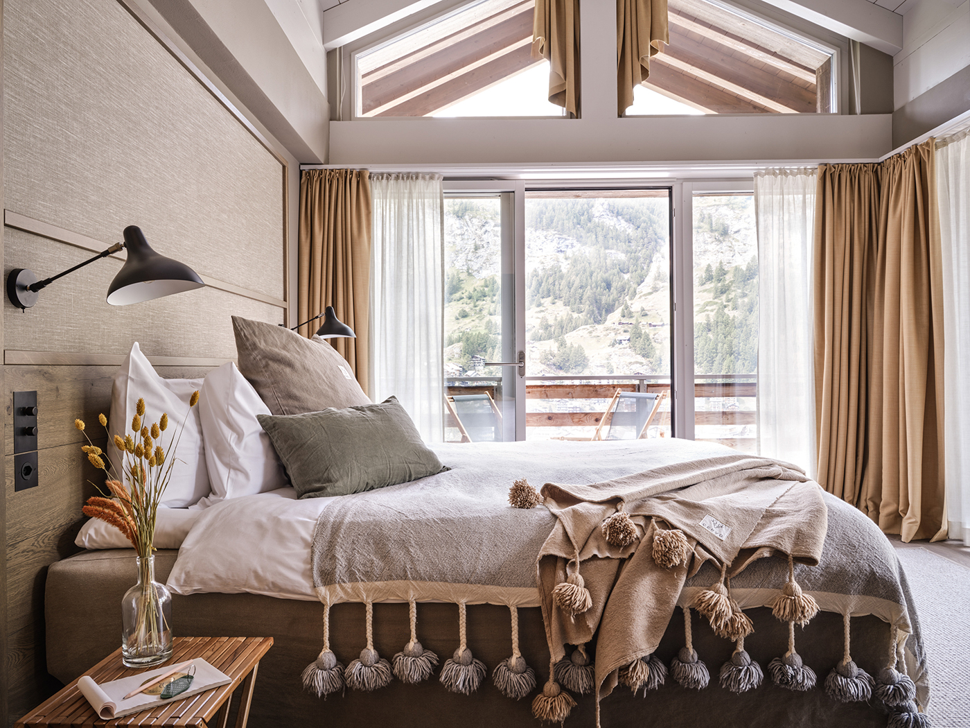 Cervo Mountain Resort Alpinist Roof Junior Suite R 03