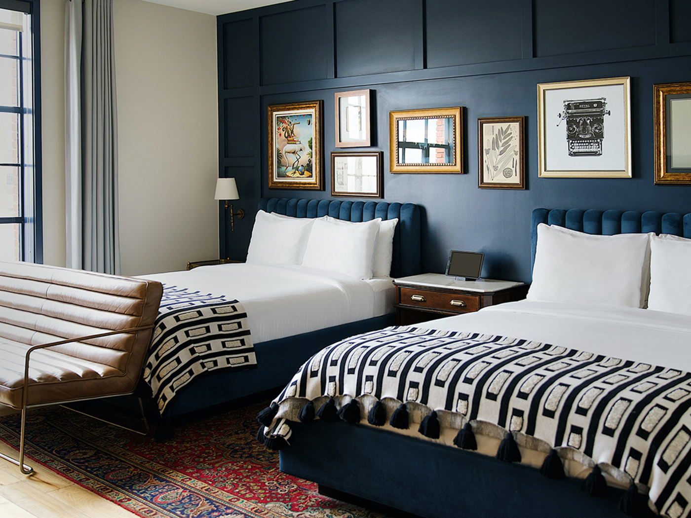 The Ramble Hotel Double Queen V2 R 01