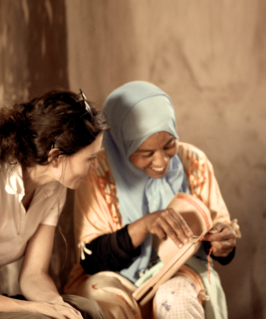 08 MBO Andrea Bury Woman Embroider