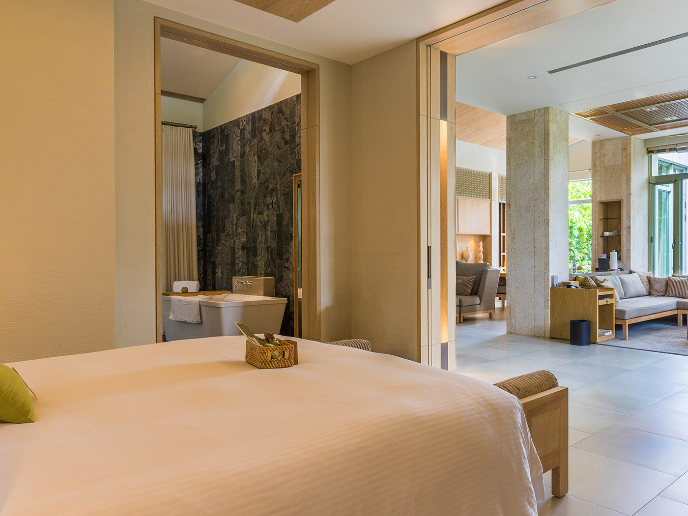 Gloria Manor Grand Gloria Suite R 04 (1)