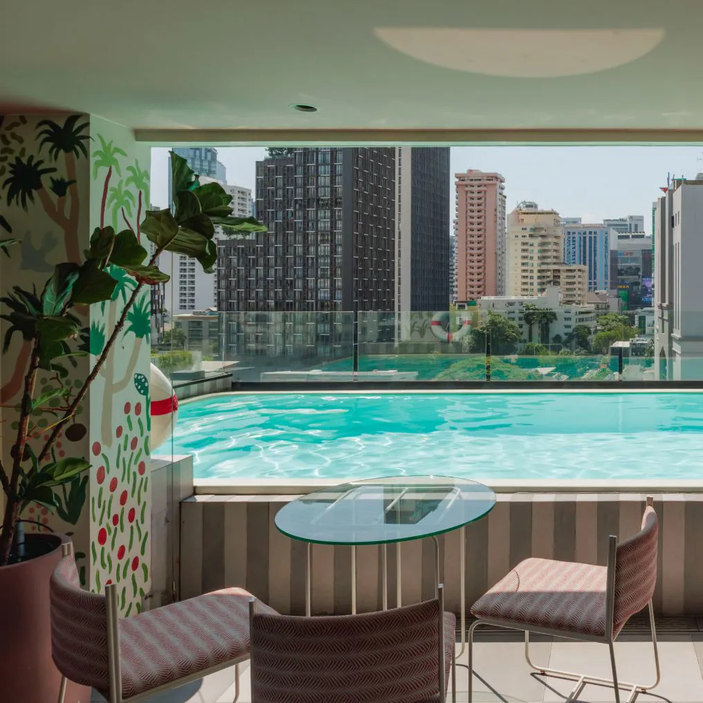 Public House Bangkok Theme Box 02 Food And Drink 03