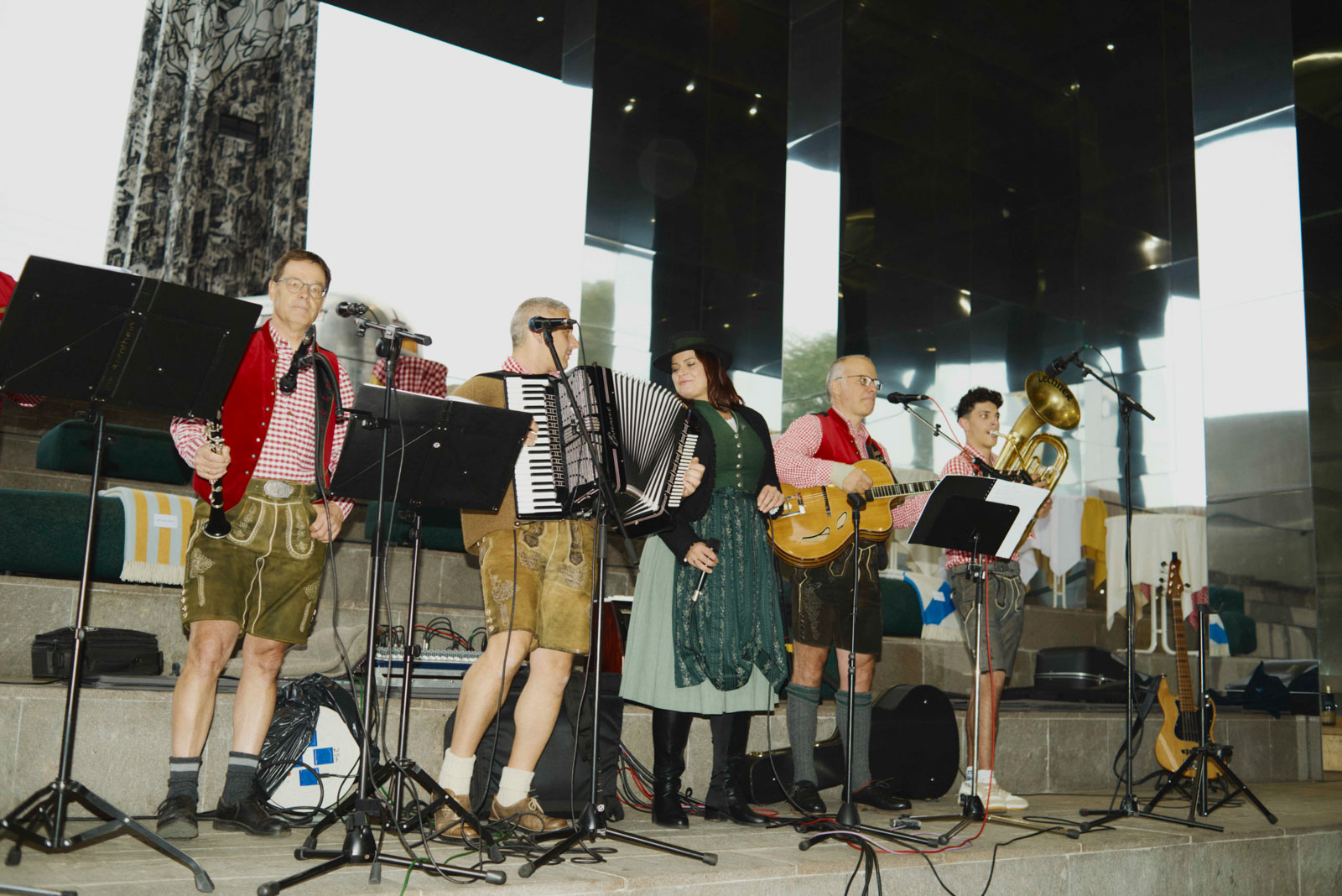 Day 02 Thu Conference NOI 002