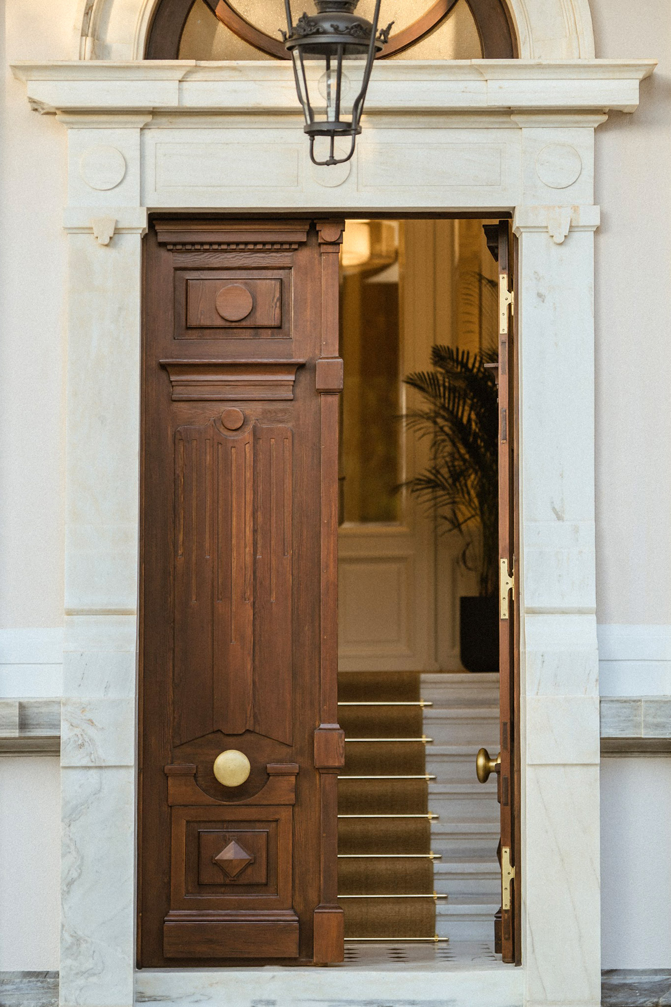 G 18 The Bold Type Hotel