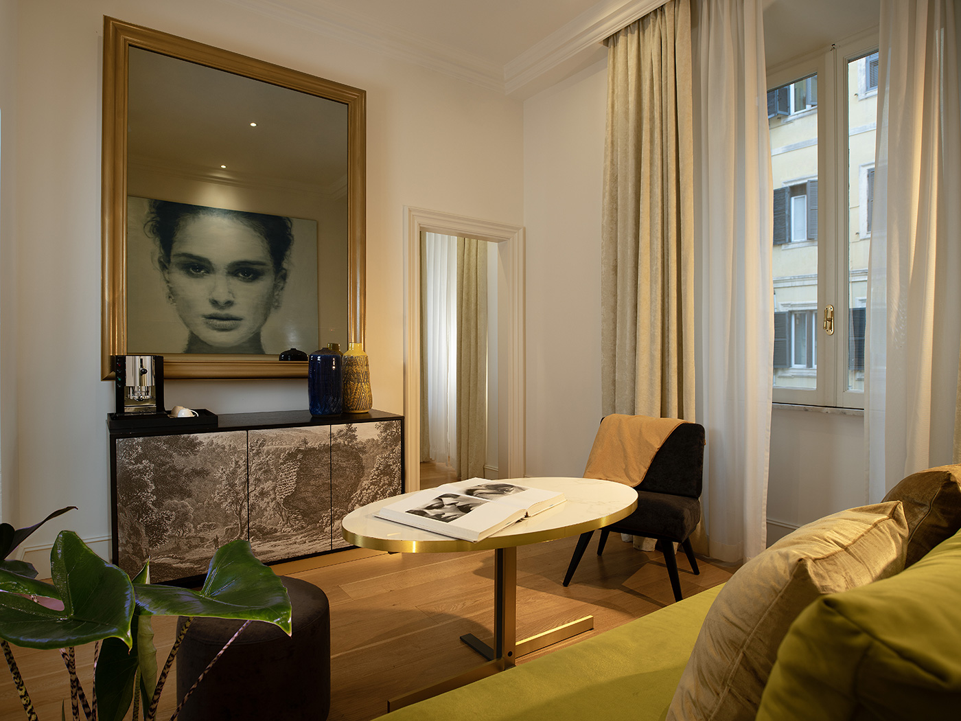 Elizabeth Unique Elizabeth Master Suite R 09