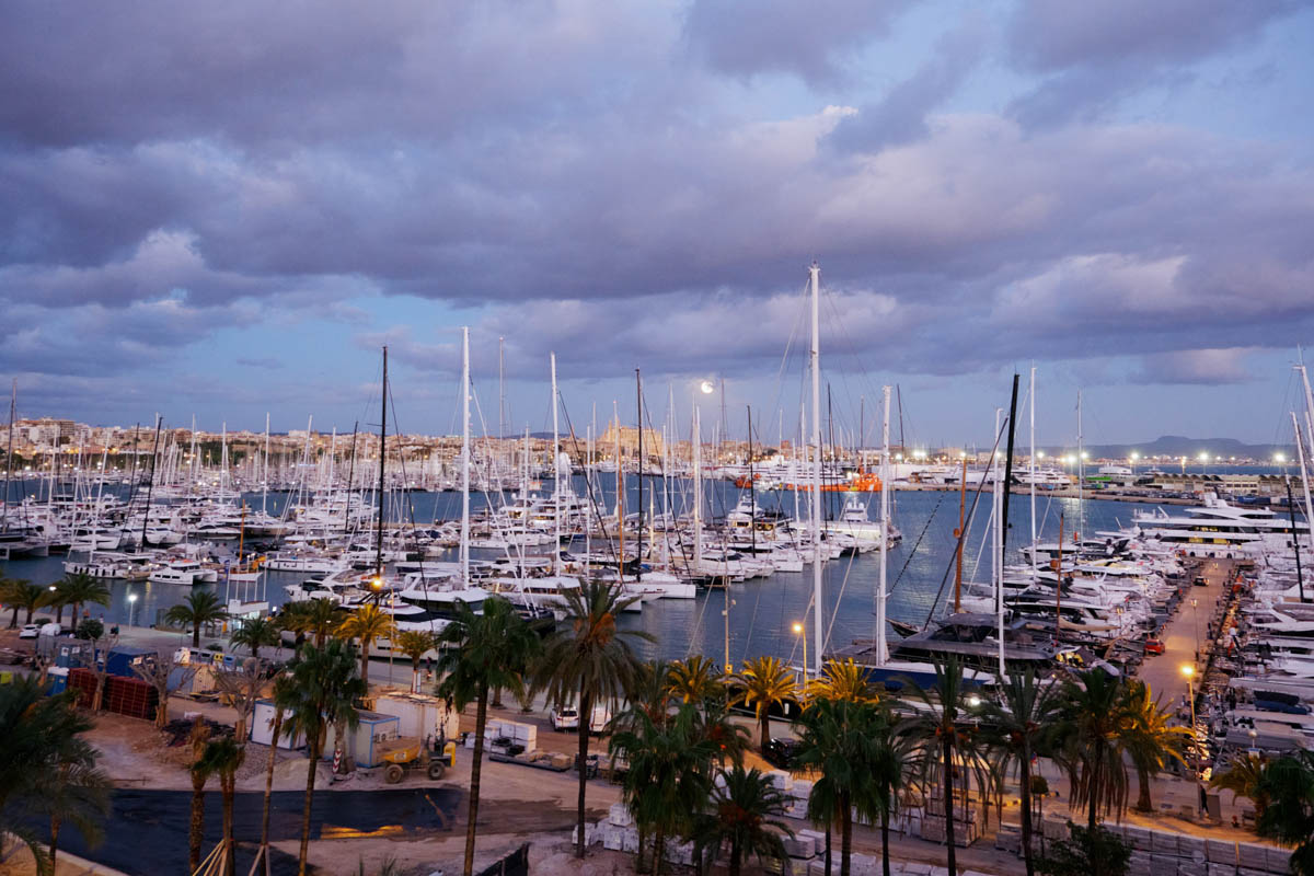 Arena Day Two Dinner 01