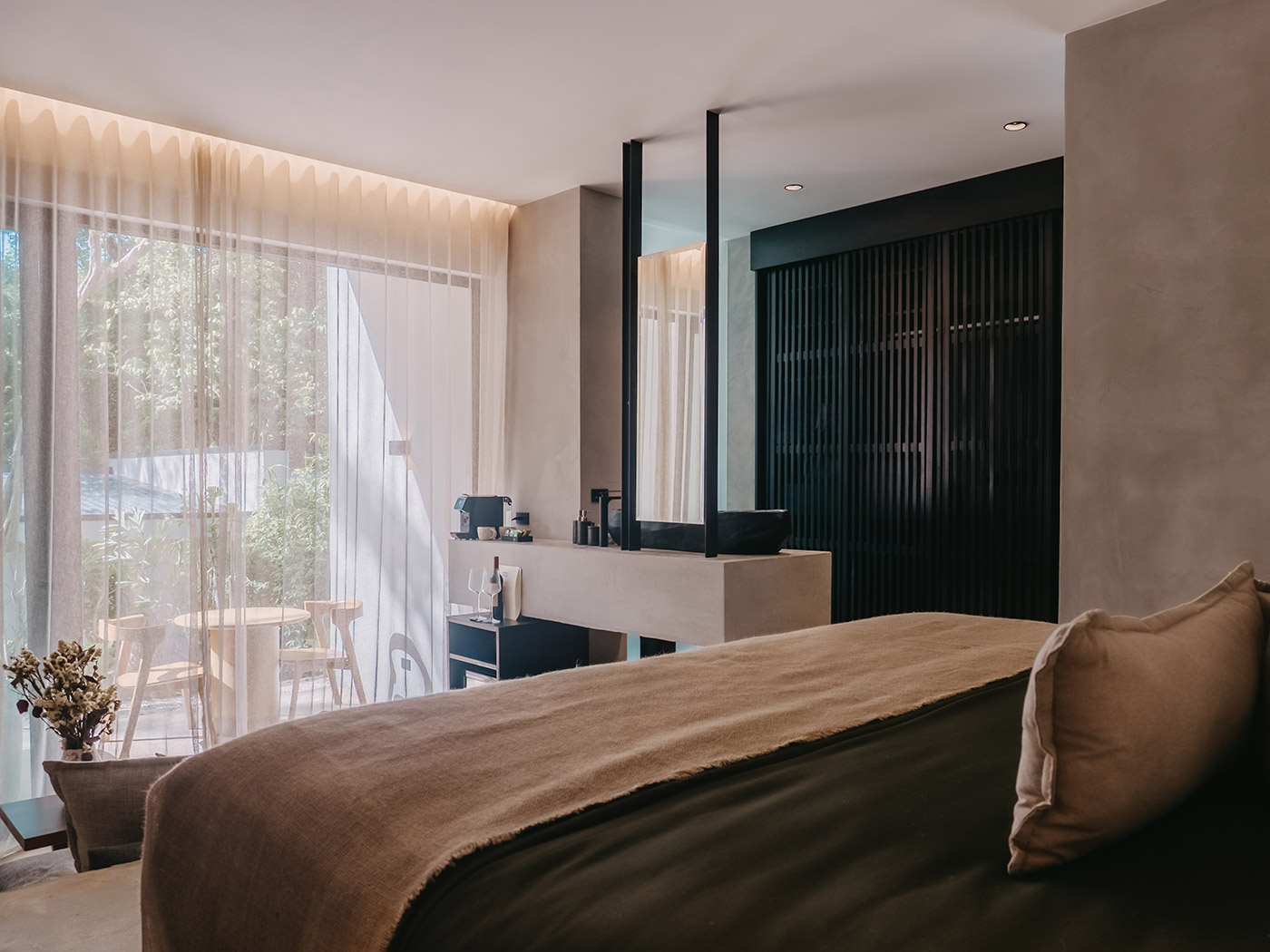 Esh Hotel Spa One Bedroom Villa Bathtub R 02