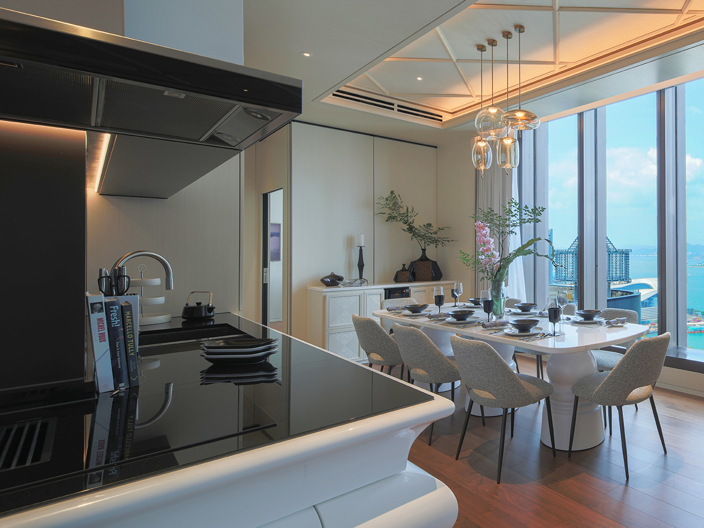 Mira Moon Penthouse Suite R 05