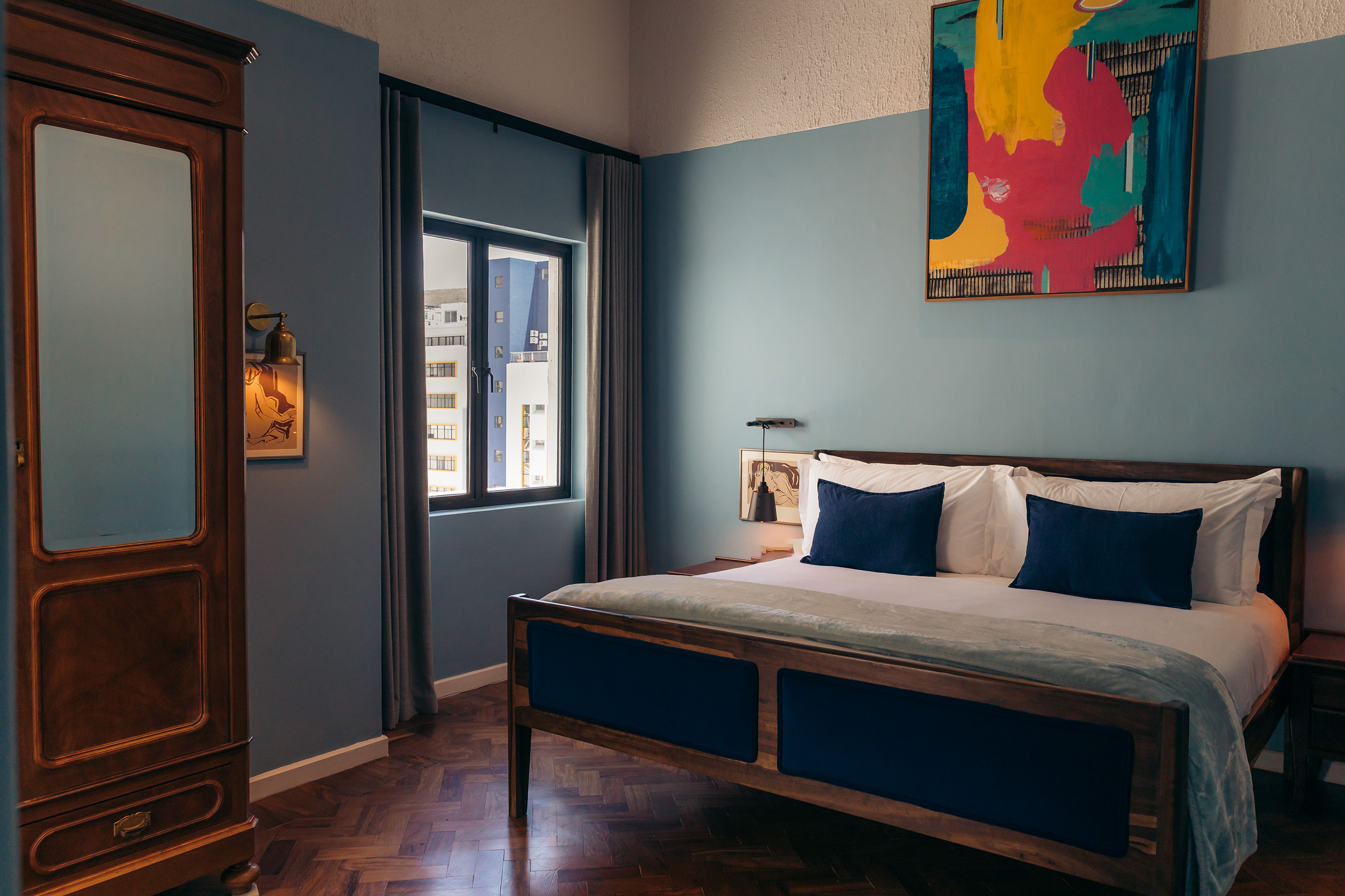 G 16 Gorgeous George