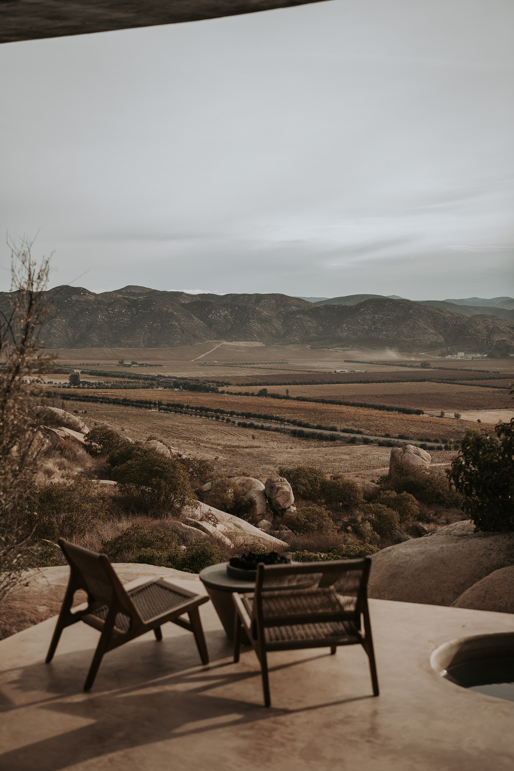 G 06 Mira Earth Studios Mexico