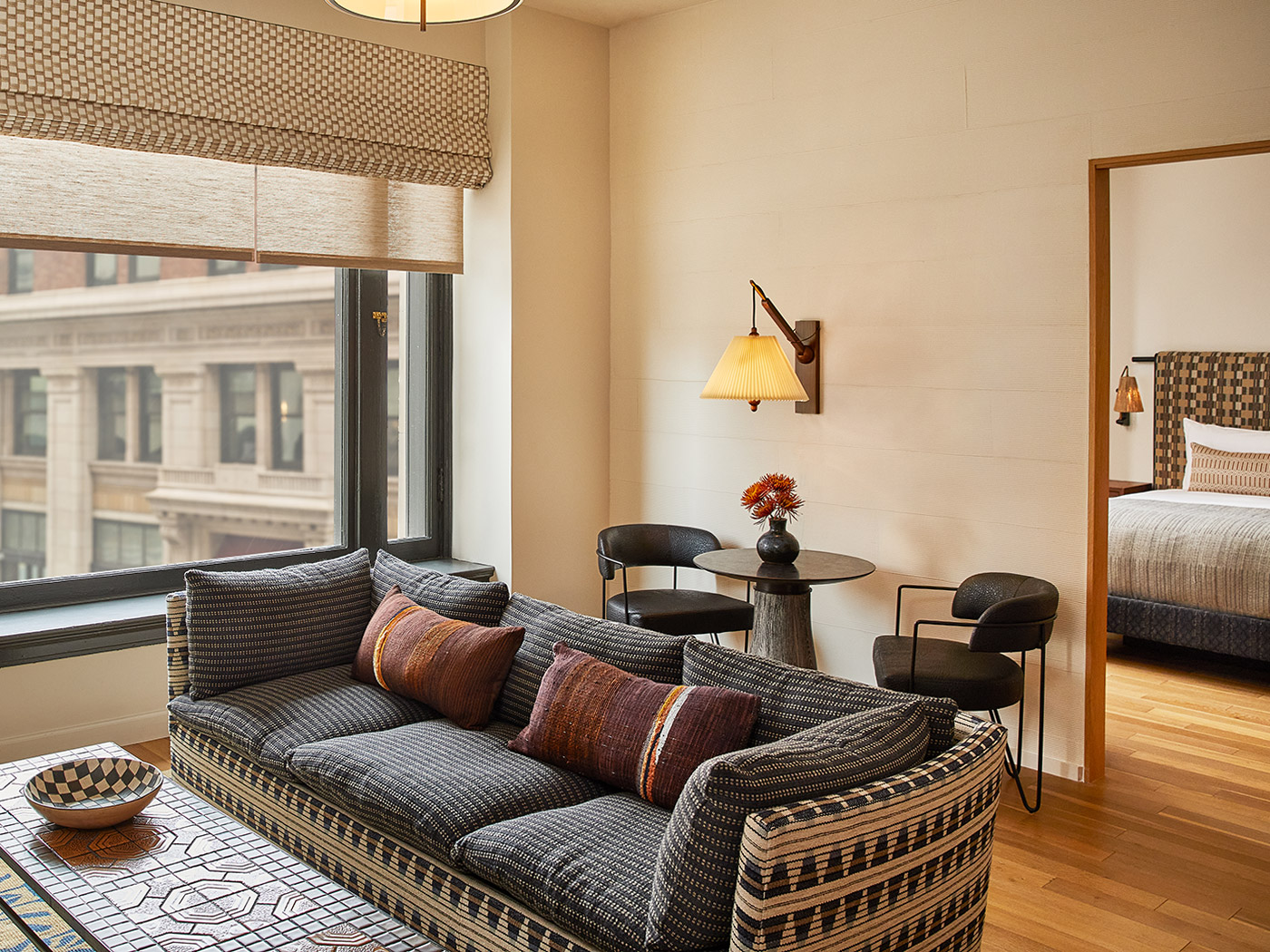 Downtown La Proper 3 Bedroom Premier Suite R 02