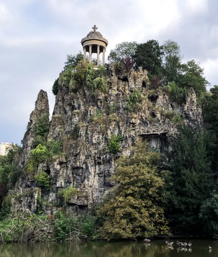 18 Destination Paris Parc De Buttes Chaumont Temple De La Sibylle