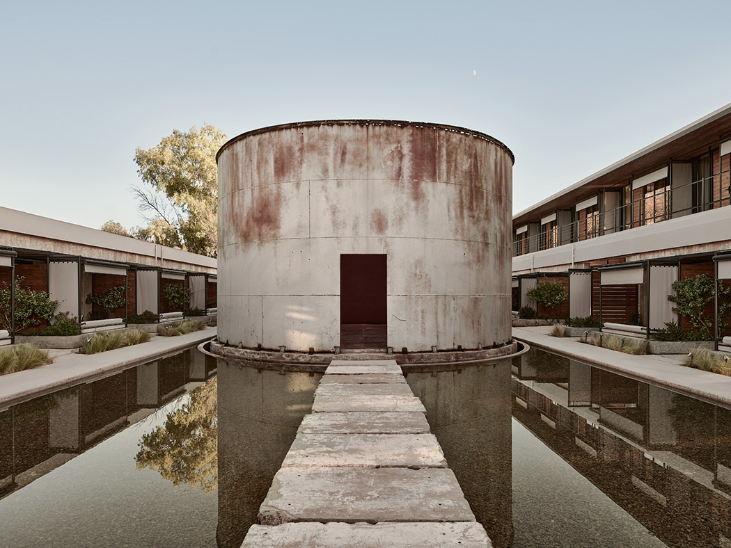Dexamenes Seaside Hotel Interconnecting Wine Tanks Courtyard View R V2 07