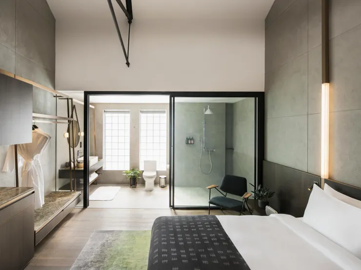 Rooms & Suites at The Warehouse in Singapore - Design Hotels™