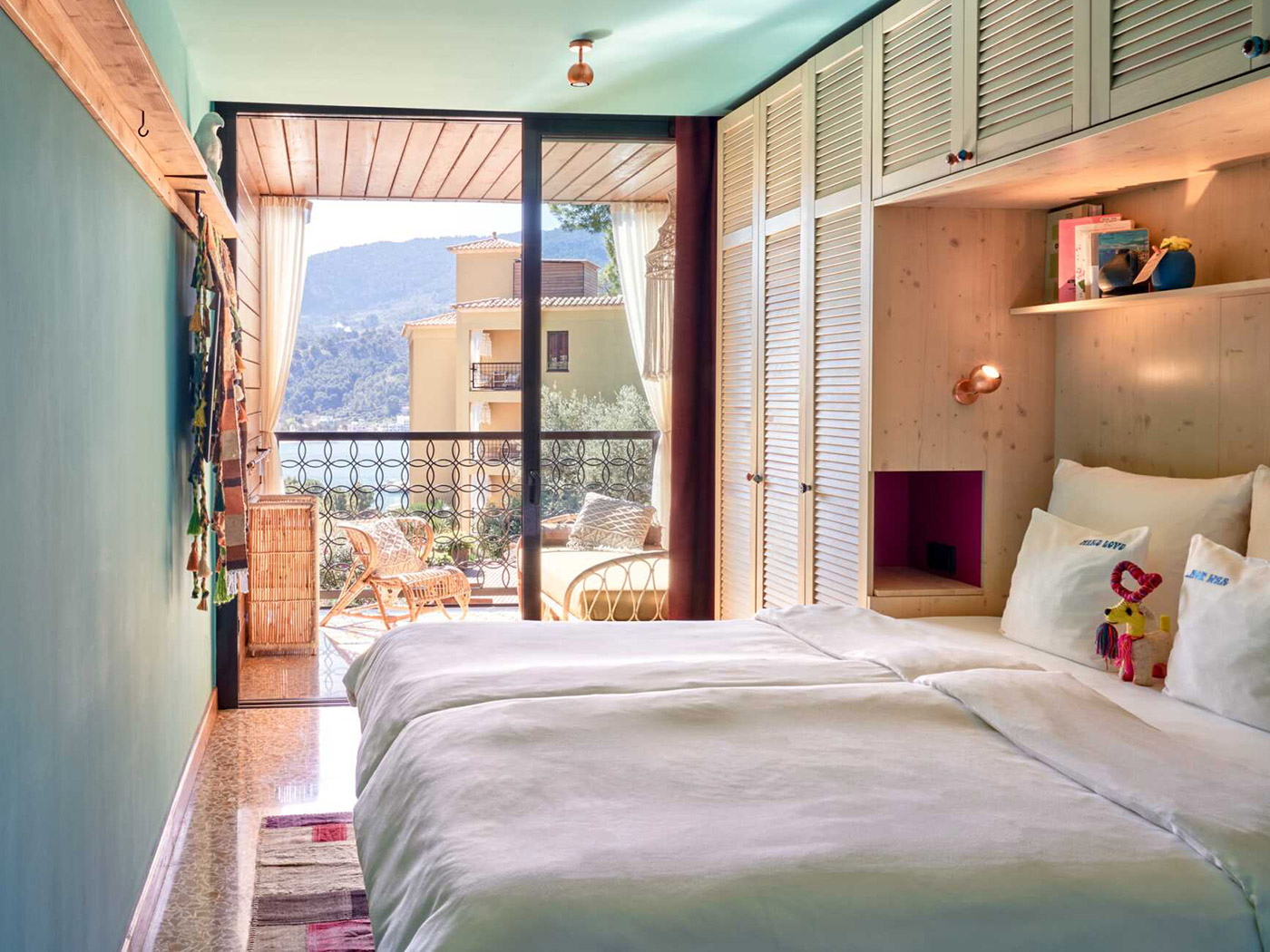 Bikini Island Bayside Plus Room R V2 02