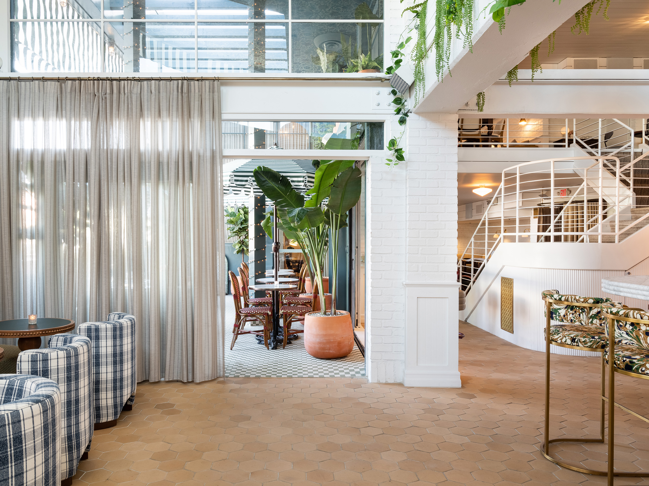 G 10 Palihouse West Hollywood Usa