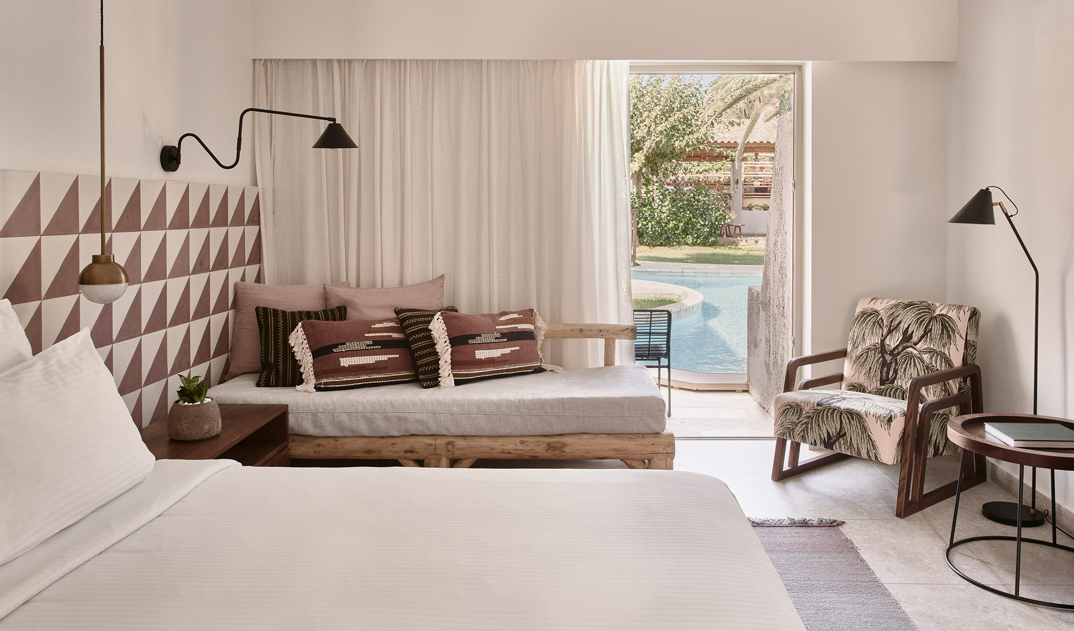 G 27 Phaea Cretan Malia