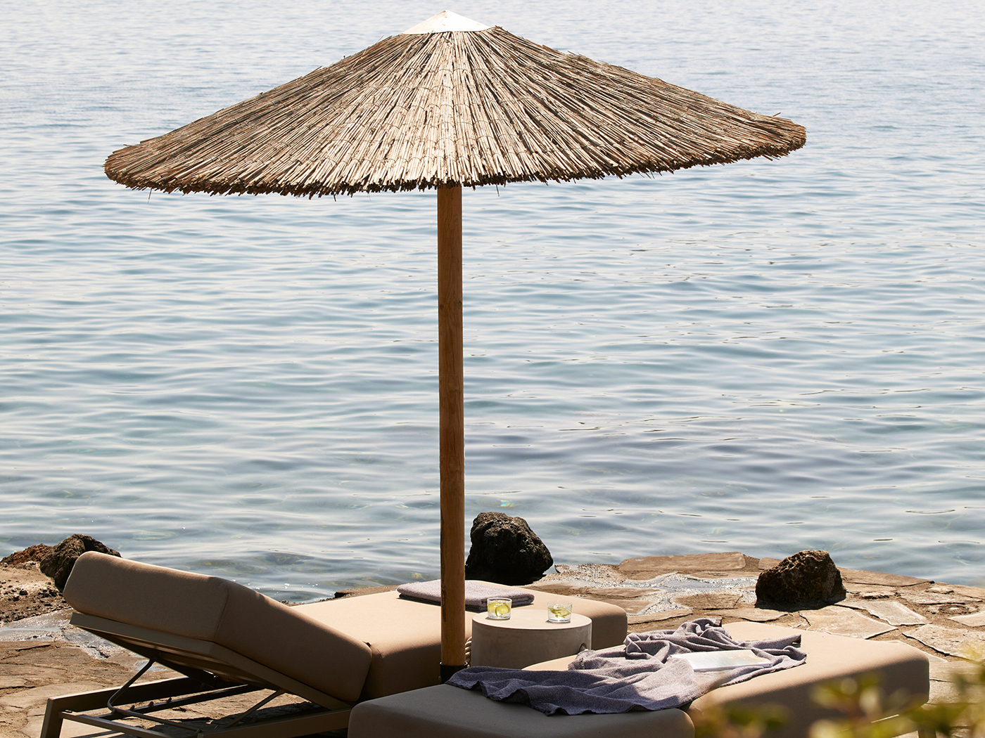 Minos Beach Annex Waterfront Bungalow Kitchinette V2 R 04