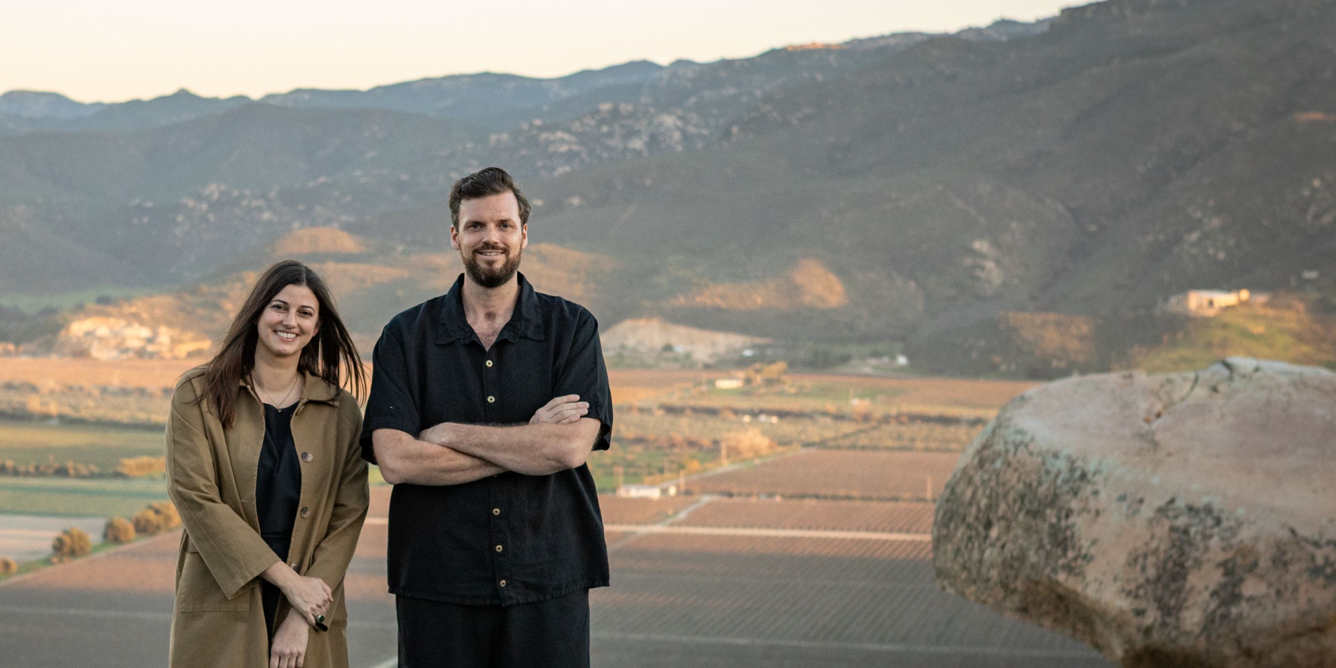 01 DH The Originals Mira Earth Studios Hannah And Nick Kendall