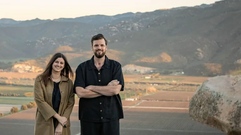 01 DH The Originals Mira Earth Studios Hannah And Nick Kendall