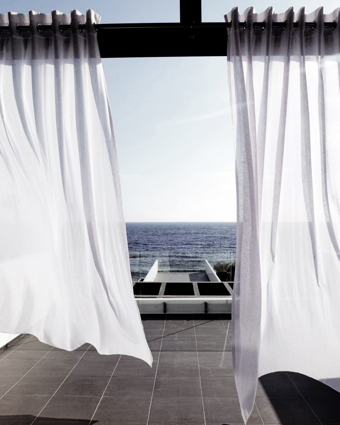 004 Almyra Curtains Sea