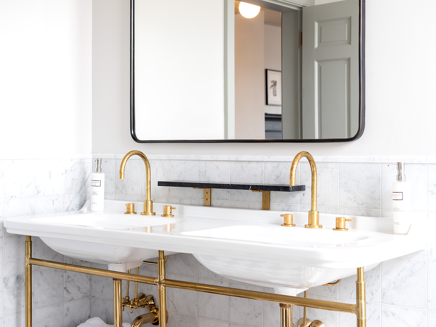 Hotel Kinsley Pearl St Luxury King R 05