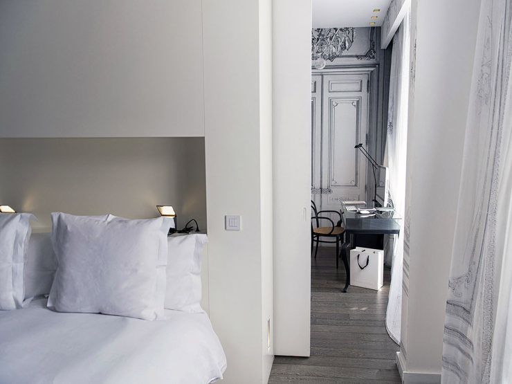 La Maison Champs Elysees Guilded Lounge Suite R 04