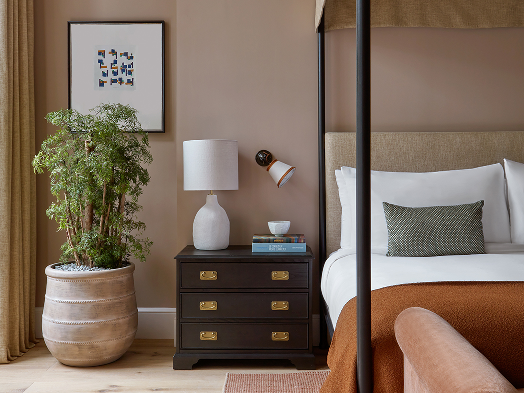 The Templeton Garden Suite R 05