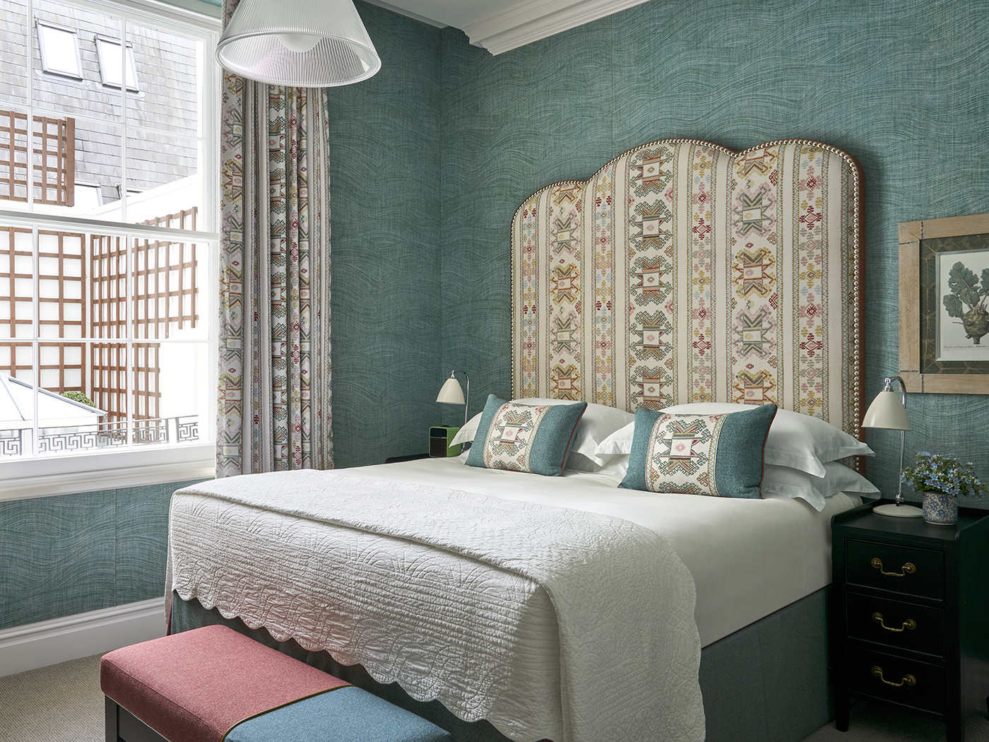 Dorset Square Accessible Deluxe Room V2 R 01