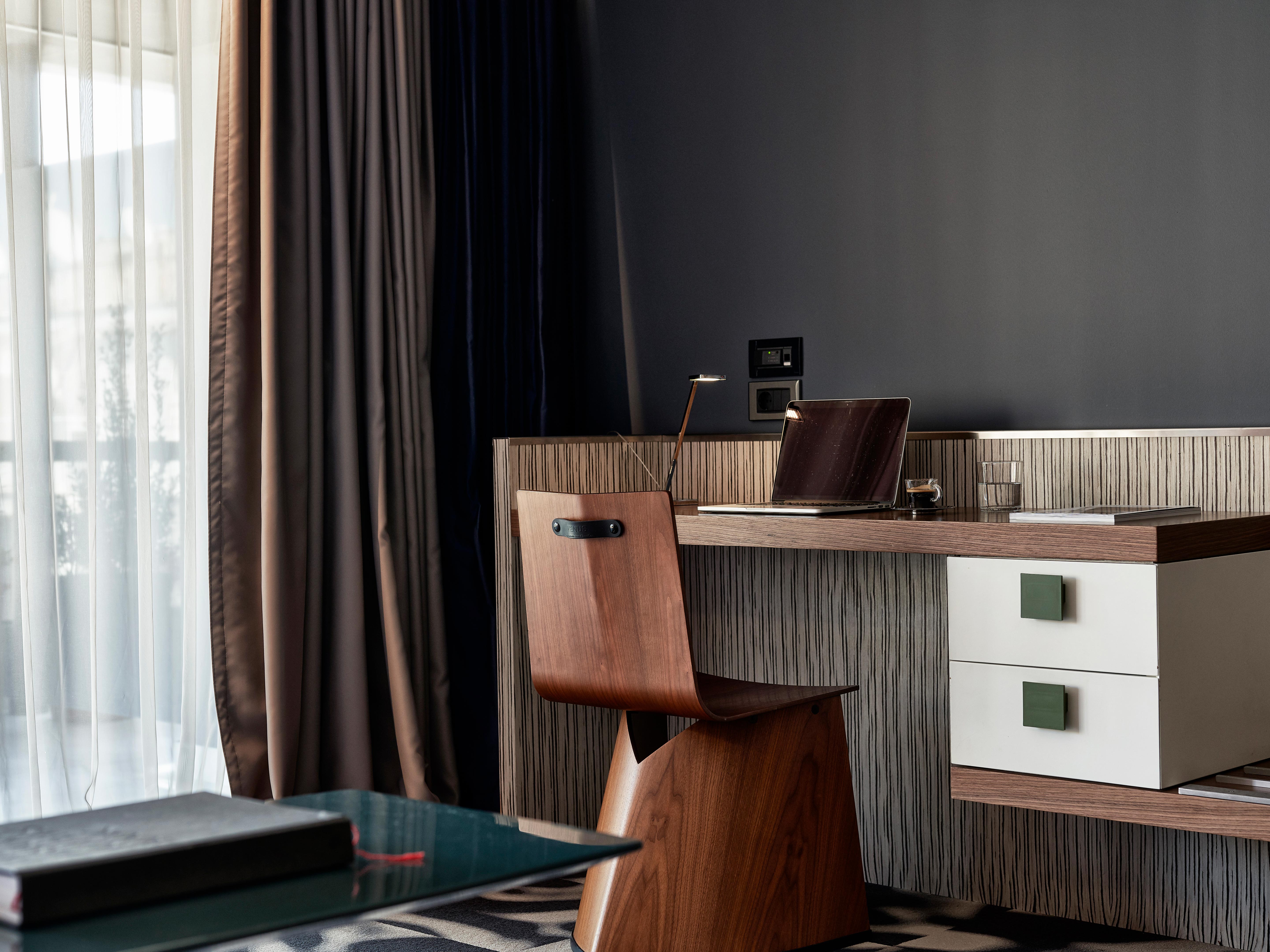 AthensWas Details in Athens