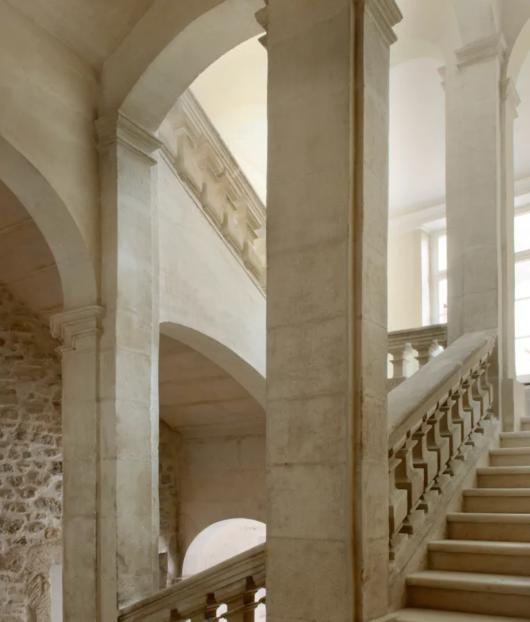 Hotel De Tourrel Theme Box 2