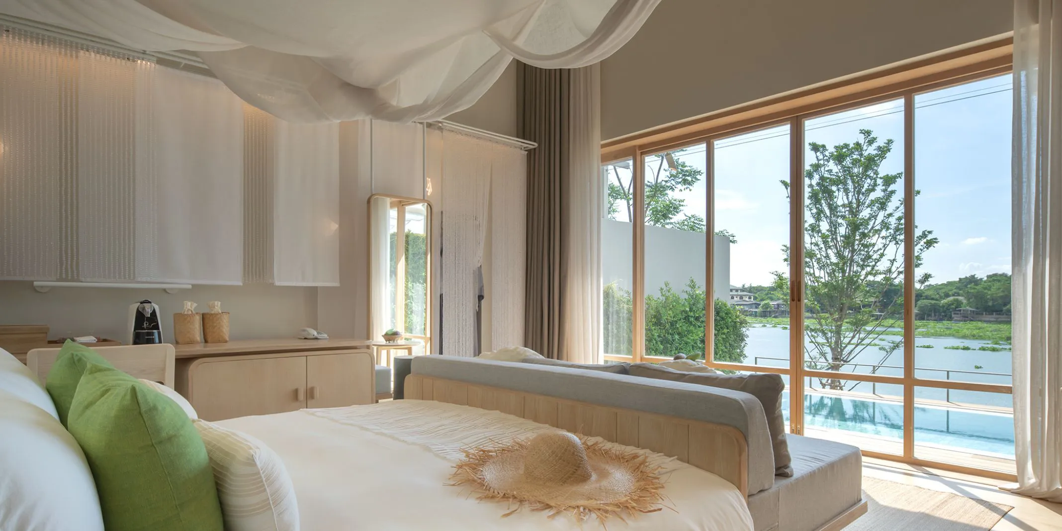 Sala Bang Pa In Rooms