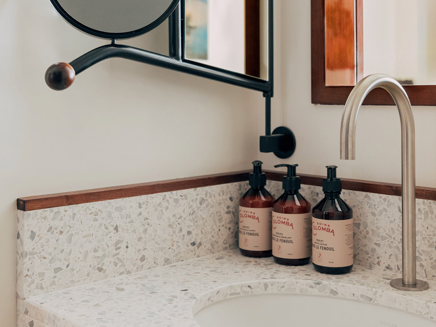 Hotel Wallace Family Room R 05