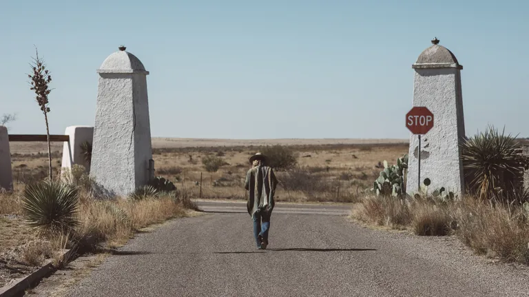 04 Further Marfa Alejandra