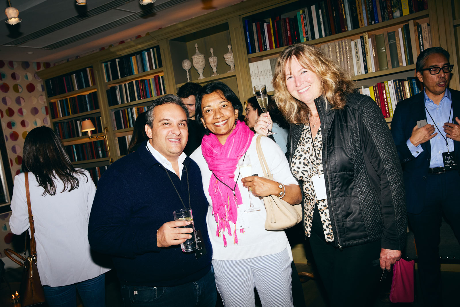 DH24 SALES Newyork SE CE Travelpro 15