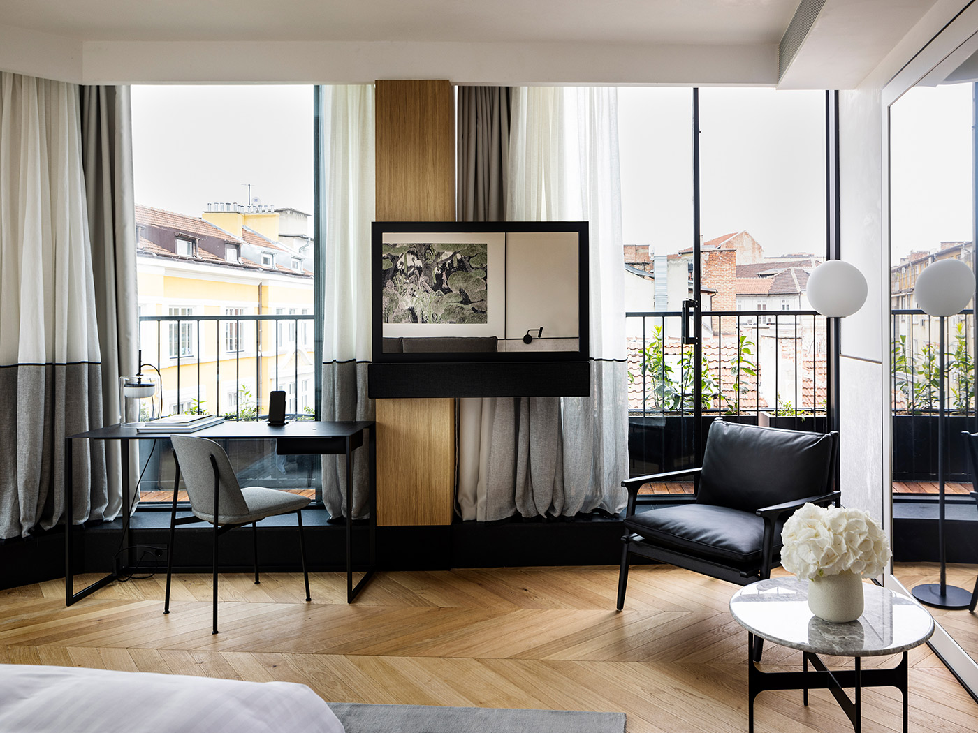 Juno Hotel Sofia Corner King Sunkissed R 04