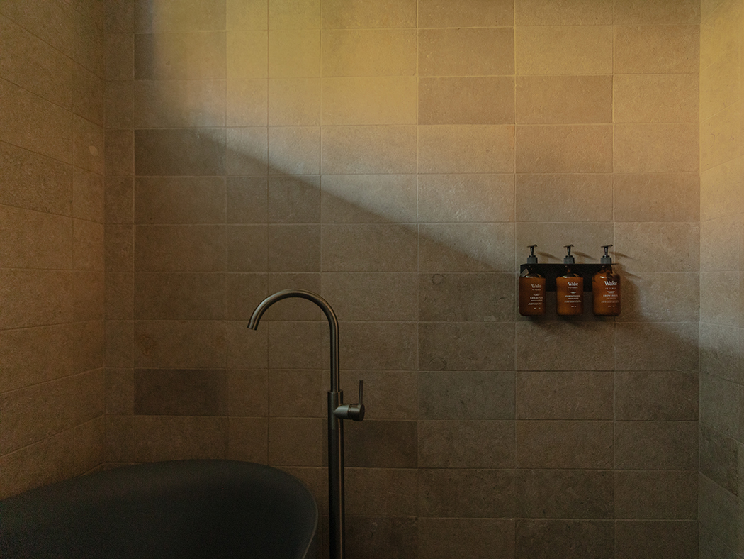 Wake Medellin Premier Suite Twin R 10