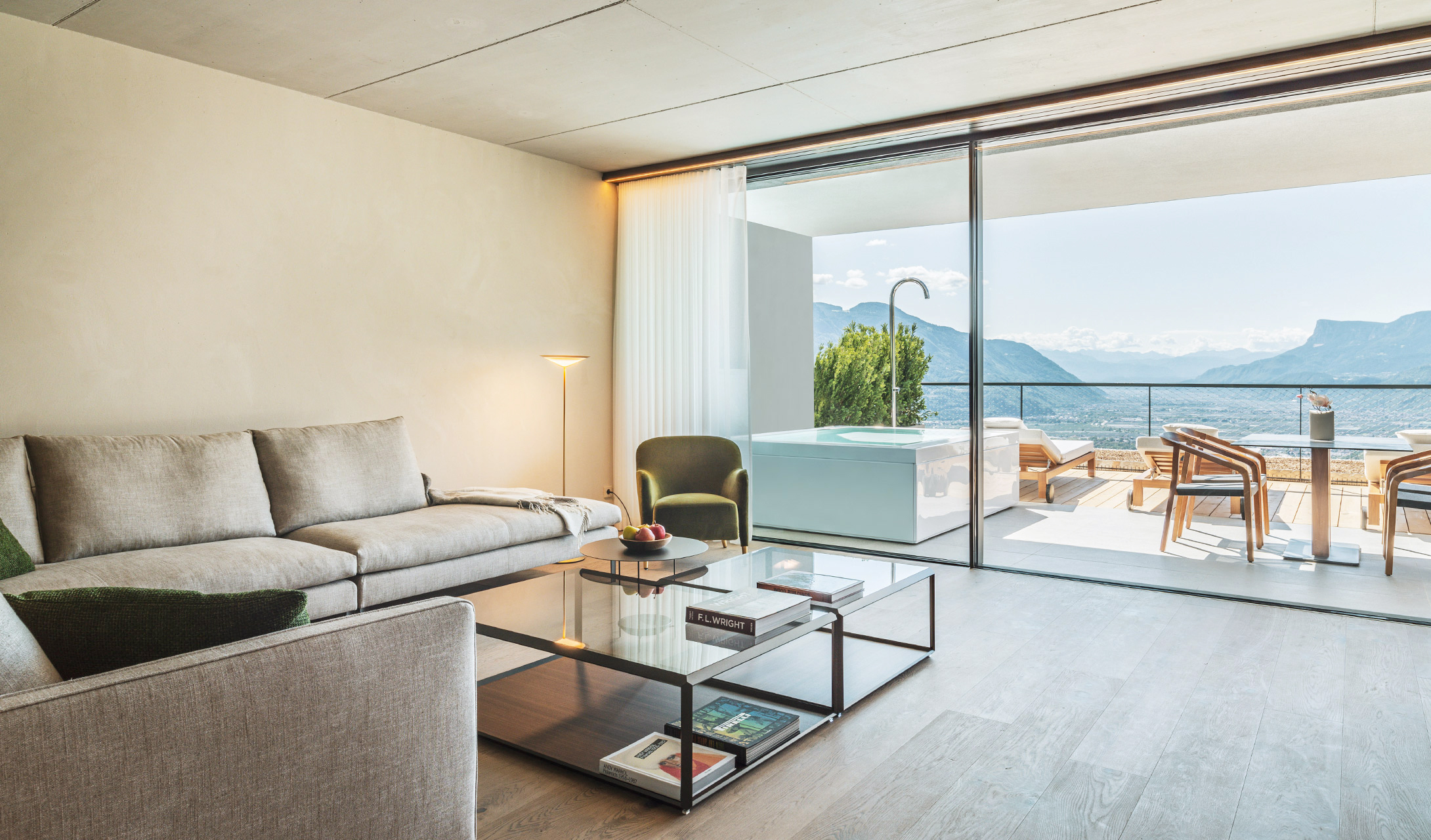 G 14 Arua Private Spa Villas