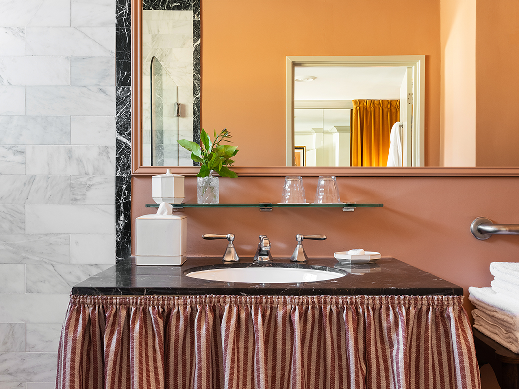 The Hotel Lili The Deluxe King Ada R 05