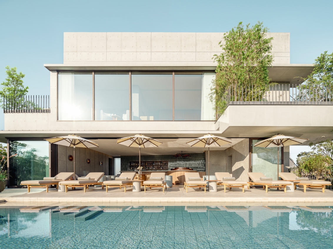 09A Quiet Luxury Hotels